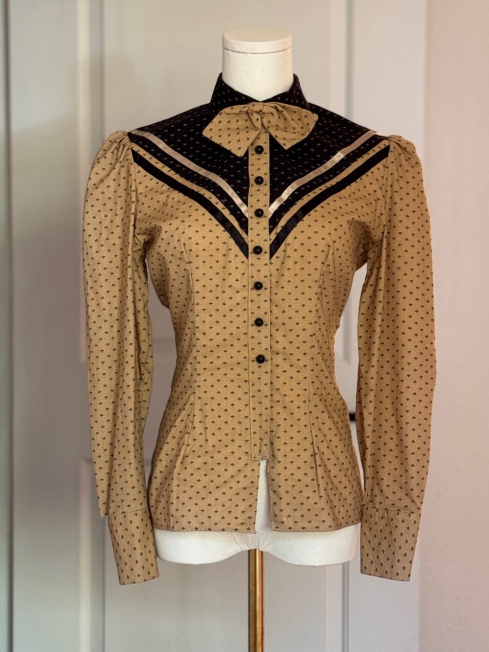 Vintage 80s Bow Blouse Tailored Retro Top